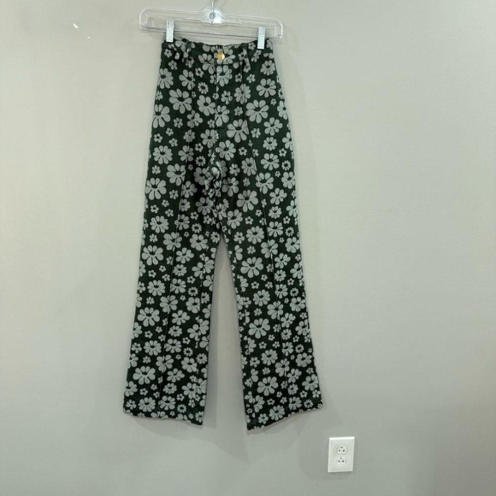 Big Bud Press Pants Western Flare in Green Floral